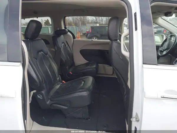 2C4RC1BG5LR284525 2020 CHRYSLER PACIFICA - Image 8