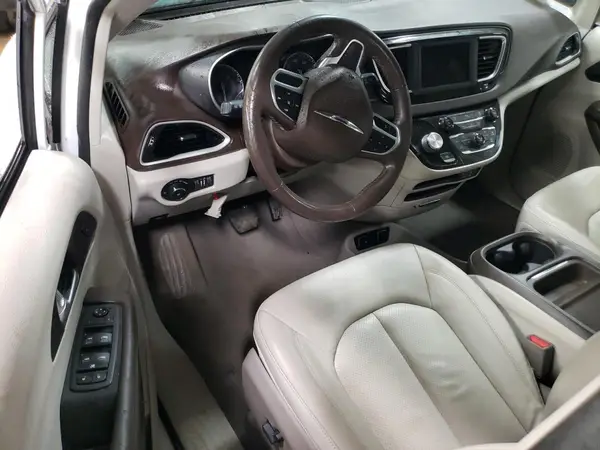 2C4RC1BG5LR285657 2020 CHRYSLER PACIFICA - Image 8