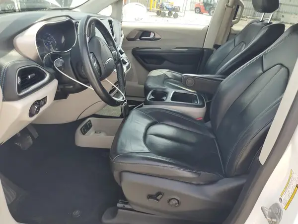 2021 CHRYSLER PACIFICA auction photo 7