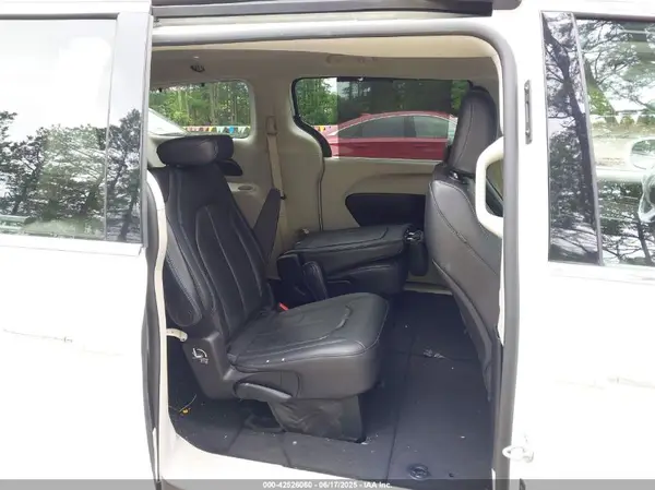 2C4RC1BG5MR527414 2021 CHRYSLER PACIFICA - Image 8