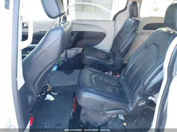 2C4RC1BG5MR527476 2021 CHRYSLER PACIFICA - Image 8