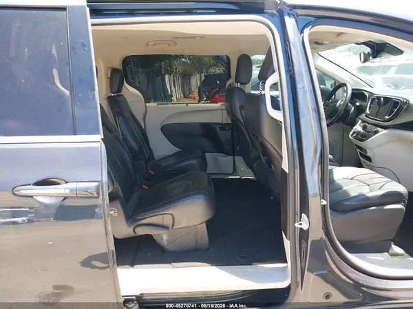 2C4RC1BG5MR588827 2021 CHRYSLER PACIFICA - Image 8