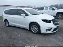 2C4RC1BG5NR118136 2022 CHRYSLER PACIFICA