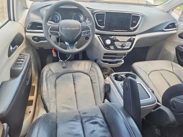 2C4RC1BG5NR126513 2022 CHRYSLER PACIFICA - Image 8