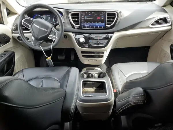 2C4RC1BG5NR133008 2022 CHRYSLER PACIFICA - Image 8