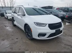 2C4RC1BG5NR189675 2022 CHRYSLER PACIFICA