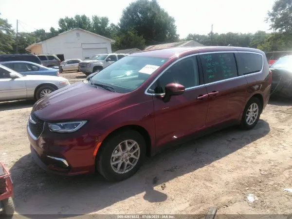 2C4RC1BG5PR505661 2023 CHRYSLER PACIFICA - Image 2