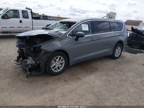 2C4RC1BG5PR546436 2023 CHRYSLER PACIFICA - Image 2