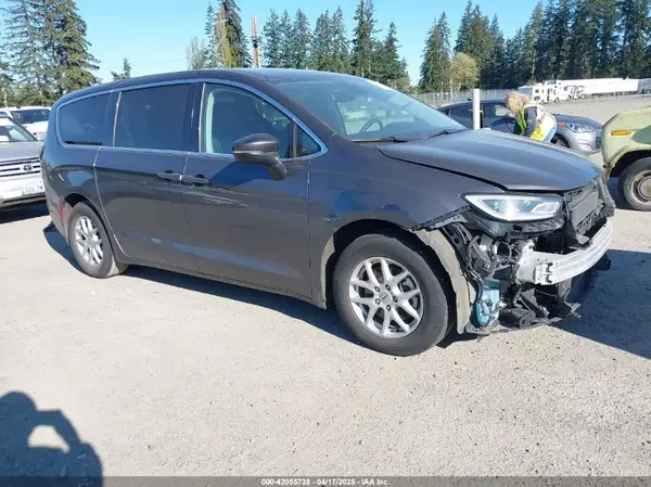 2C4RC1BG5PR550499 2023 CHRYSLER PACIFICA - Image 1