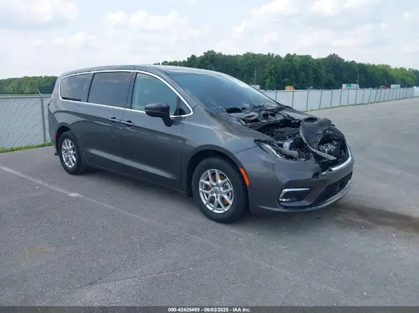 2C4RC1BG5PR581154 2023 CHRYSLER PACIFICA - Image 1