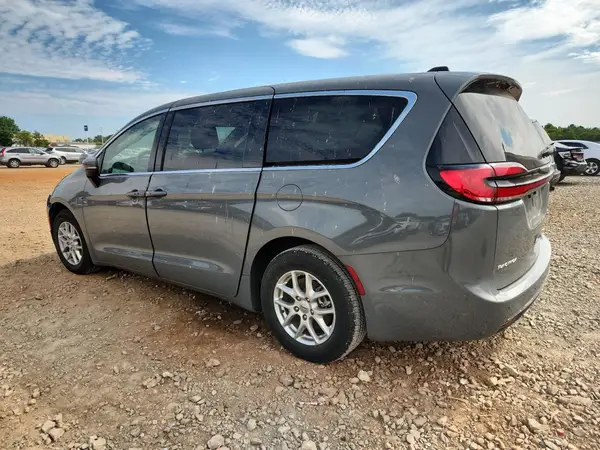 2C4RC1BG5PR581347 2023 CHRYSLER PACIFICA - Image 2