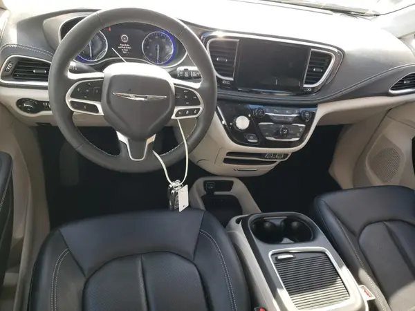 2C4RC1BG5PR629767 2023 CHRYSLER PACIFICA - Image 8