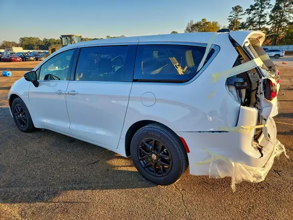 2C4RC1BG5RR124394 2024 CHRYSLER PACIFICA - Image 2