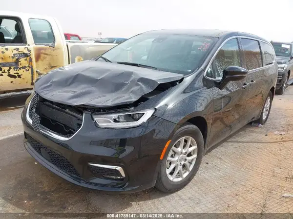 2C4RC1BG5RR136285 2024 CHRYSLER PACIFICA - Image 2