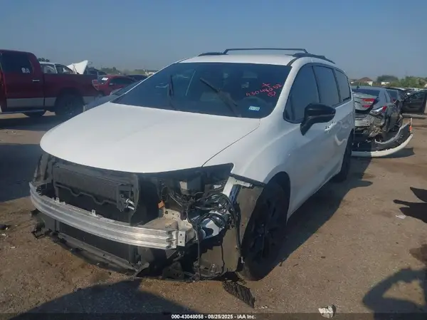 2C4RC1BG5RR159968 2024 CHRYSLER PACIFICA - Image 2