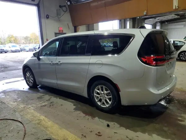 2C4RC1BG5RR172235 2024 CHRYSLER PACIFICA - Image 2
