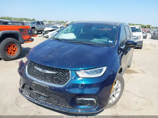 2C4RC1BG5RR189729 2024 CHRYSLER PACIFICA - Image 2