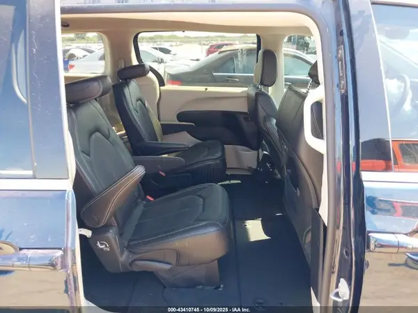 2C4RC1BG5RR189729 2024 CHRYSLER PACIFICA - Image 8