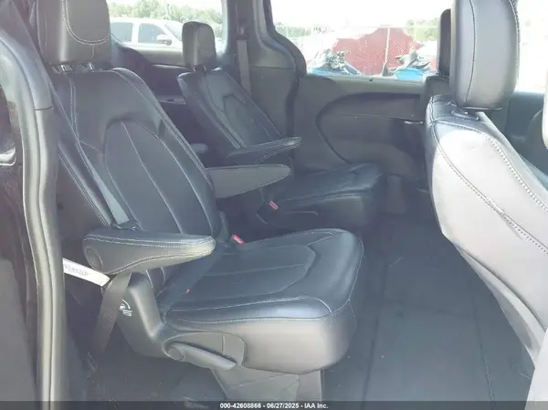 2C4RC1BG5SR505989 2025 CHRYSLER PACIFICA - Image 8