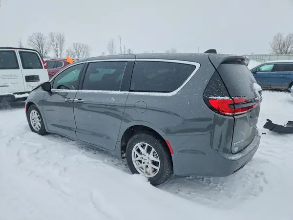 2C4RC1BG5SR510271 2025 CHRYSLER PACIFICA - Image 2