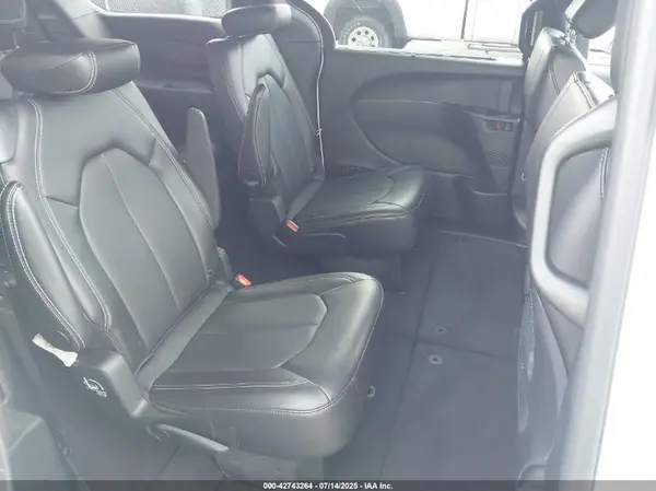 2C4RC1BG5SR531217 2025 CHRYSLER PACIFICA - Image 8