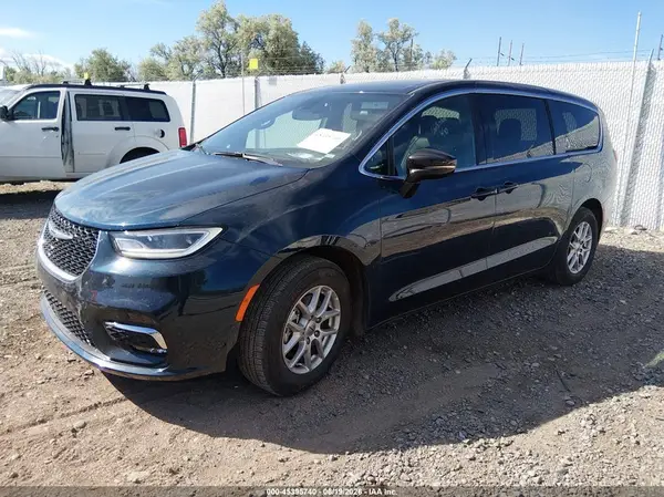 2C4RC1BG5SR560944 2025 CHRYSLER PACIFICA - Image 2
