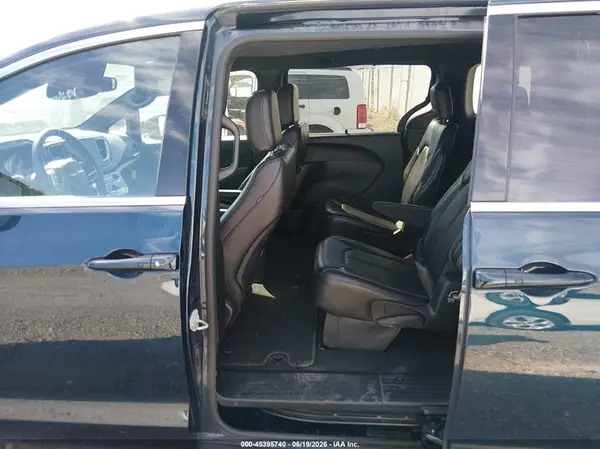 2C4RC1BG5SR560944 2025 CHRYSLER PACIFICA - Image 8