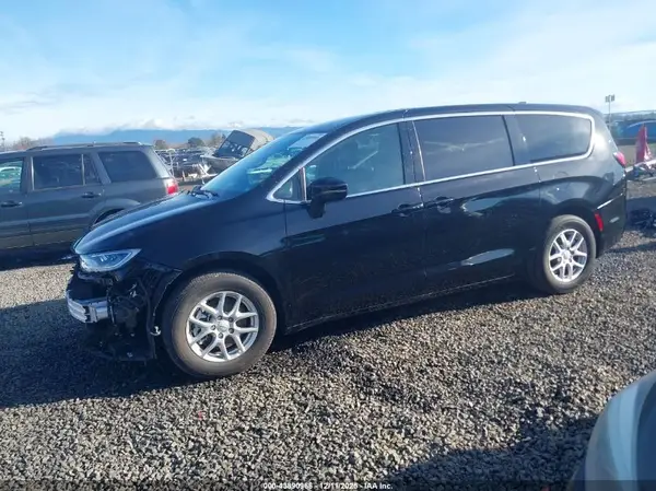 2C4RC1BG5SR585469 2025 CHRYSLER PACIFICA - Image 2