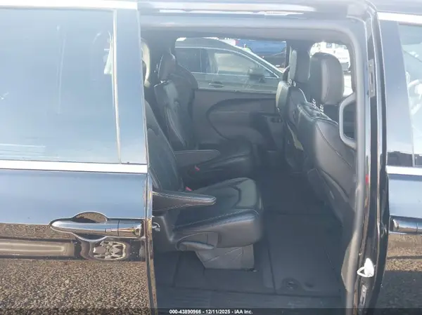 2C4RC1BG5SR585469 2025 CHRYSLER PACIFICA - Image 8