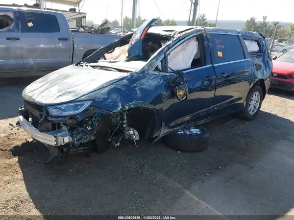 2C4RC1BG5SR598495 2025 CHRYSLER PACIFICA - Image 2