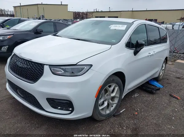 2C4RC1BG5SR600570 2025 CHRYSLER PACIFICA - Image 2