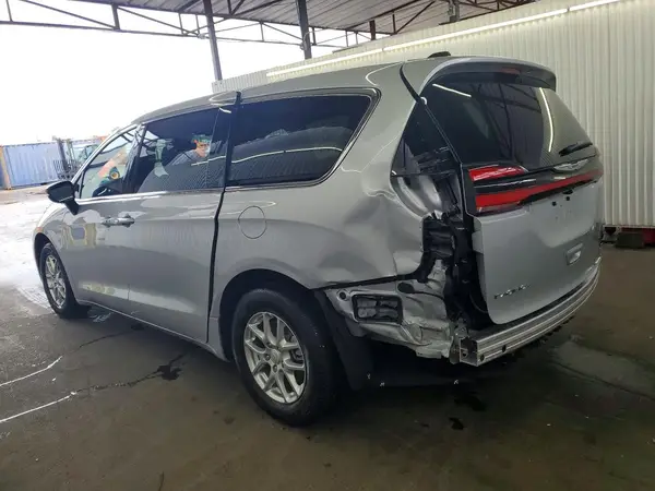2C4RC1BG5TR185848 2026 CHRYSLER PACIFICA - Image 2