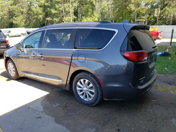2C4RC1BG6HR503502 2017 CHRYSLER PACIFICA - Image 2