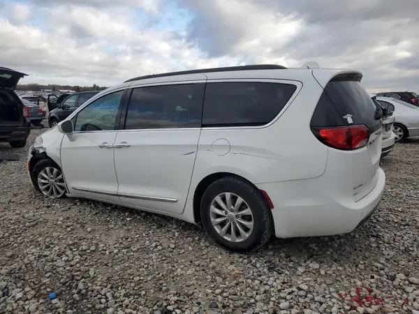 2C4RC1BG6HR511129 2017 CHRYSLER PACIFICA - Image 2