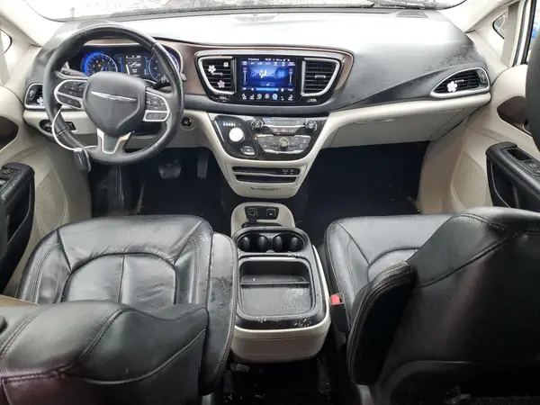 2C4RC1BG6HR511129 2017 CHRYSLER PACIFICA - Image 8