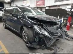 2C4RC1BG6HR514368 2017 CHRYSLER PACIFICA
