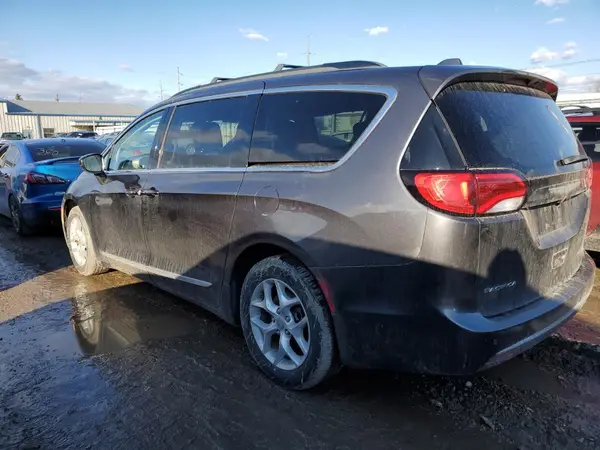 2C4RC1BG6HR515696 2017 CHRYSLER PACIFICA - Image 2