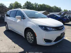 2C4RC1BG6HR524401 2017 CHRYSLER PACIFICA
