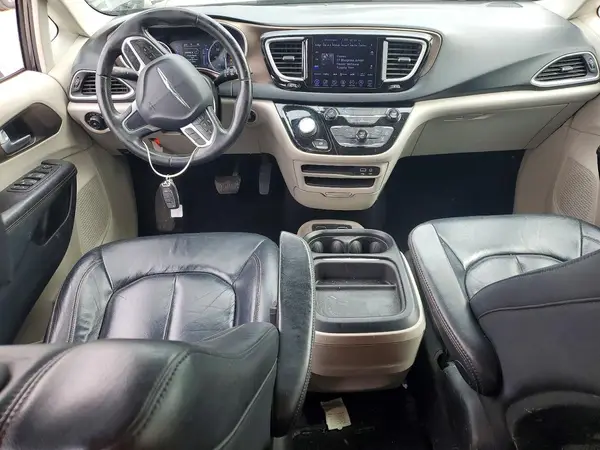 2C4RC1BG6HR524561 2017 CHRYSLER PACIFICA - Image 8