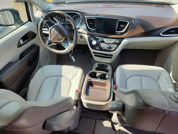 2C4RC1BG6HR525418 2017 CHRYSLER PACIFICA - Image 8