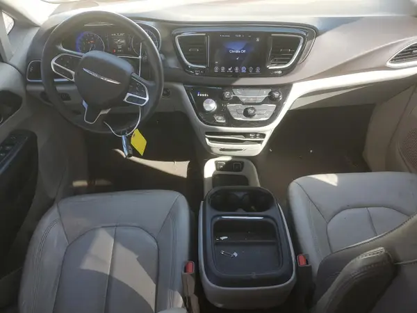 2C4RC1BG6HR526780 2017 CHRYSLER PACIFICA - Image 8