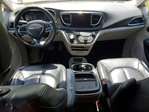 2C4RC1BG6HR535060 2017 CHRYSLER PACIFICA - Image 8