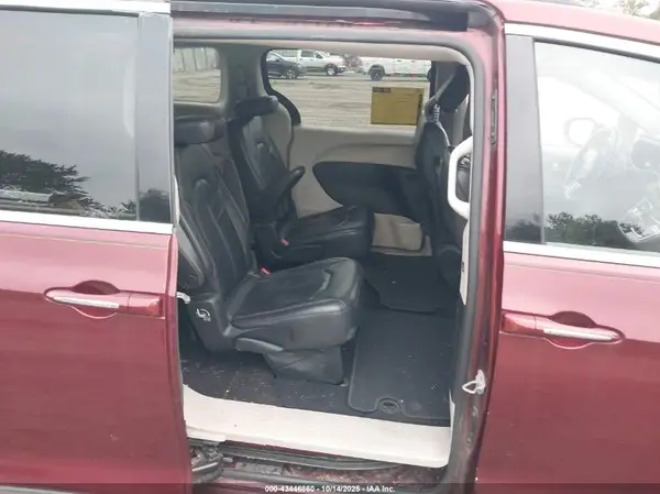 2C4RC1BG6HR535527 2017 CHRYSLER PACIFICA - Image 8