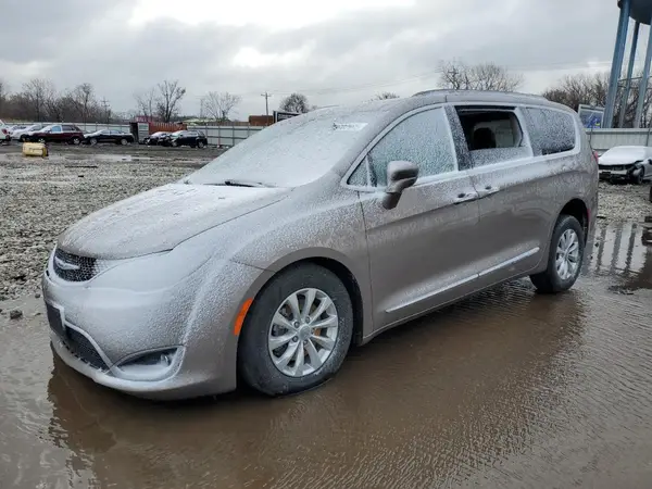 2C4RC1BG6HR537536 2017 CHRYSLER PACIFICA - Image 1