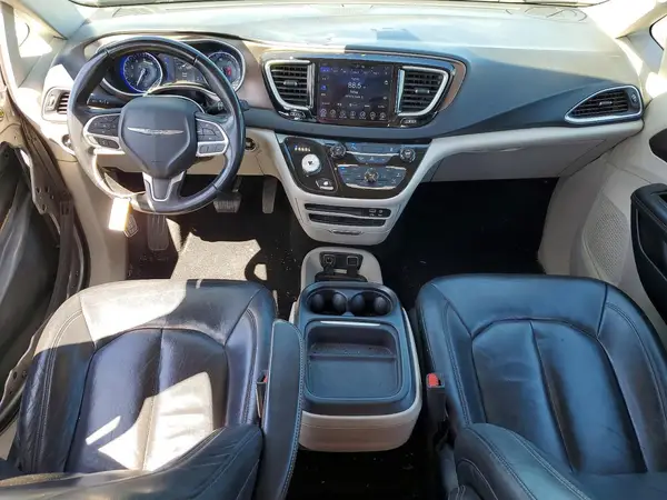 2C4RC1BG6HR539674 2017 CHRYSLER PACIFICA - Image 8