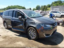 2C4RC1BG6HR542462 2017 CHRYSLER PACIFICA
