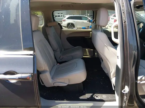 2C4RC1BG6HR542462 2017 CHRYSLER PACIFICA - Image 8