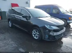2C4RC1BG6HR551095 2017 CHRYSLER PACIFICA