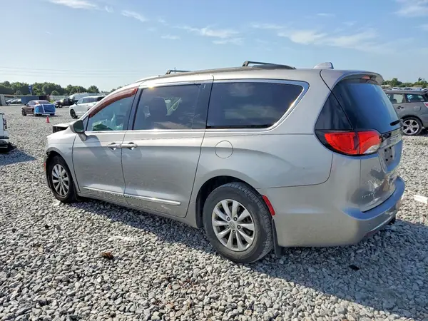 2C4RC1BG6HR553087 2017 CHRYSLER PACIFICA - Image 2