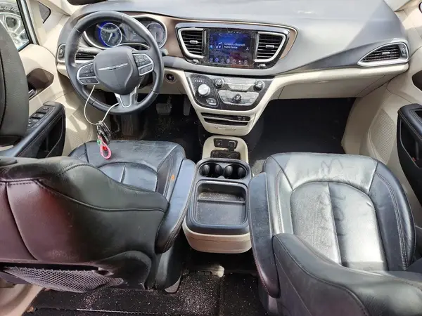 2C4RC1BG6HR553221 2017 CHRYSLER PACIFICA - Image 8